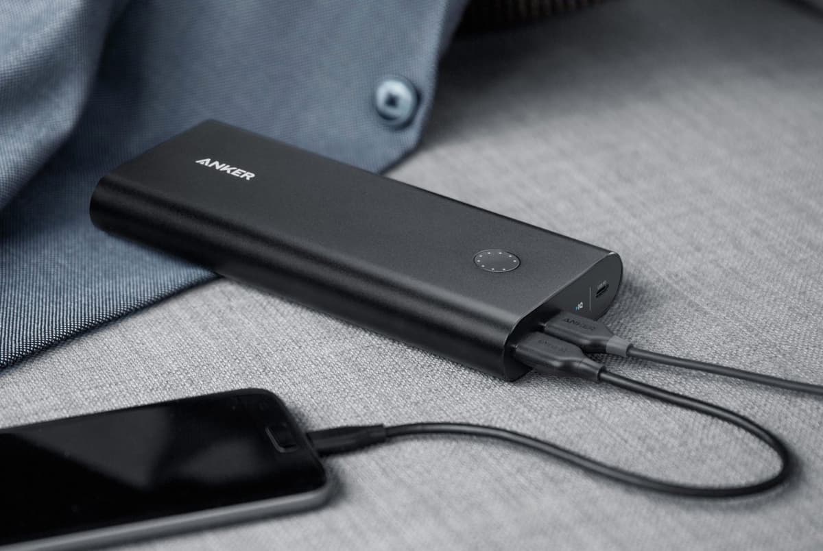 4 Power Bank Terbaik 2025 dan Kapasitas Besar