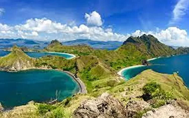 Tempat Wisata Pulau Komodo – Nusa Tenggara Timur