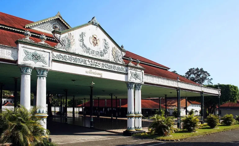 Kraton Yogyakarta Destinasi Wisata Budaya yang Menjaga Tradisi