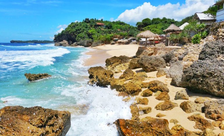 Panduan Wisata Pantai Harga Tiket Review Hingga Keunikannya
