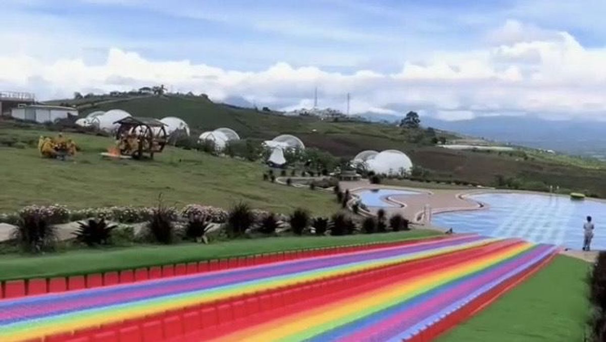 Wisata Bukit Tinggi Siosar View gunung & lembah